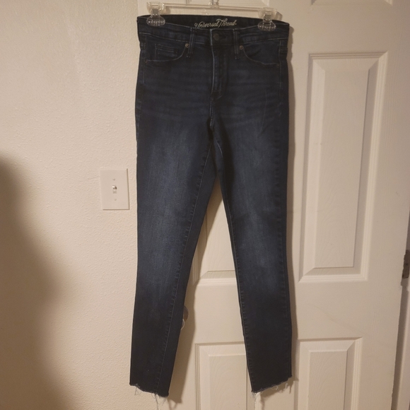 Sold - Picture 2 of 13